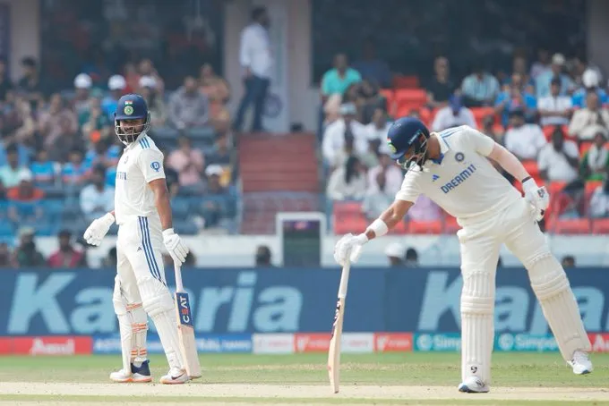 A fifty by Rahul brings India close to the first-innings lead.